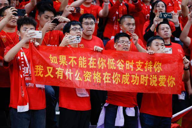 右边锋来啦！利物浦追逐姆巴耶 巴黎要价超4000万欧
